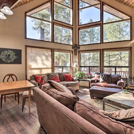 Munds Park Cabin With Fire Pit And Wraparound Porch! المظهر الخارجي الصورة
