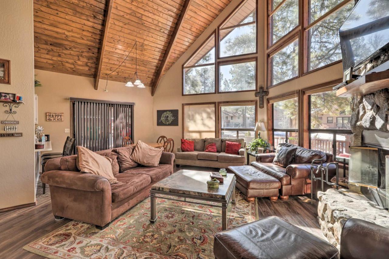 Munds Park Cabin With Fire Pit And Wraparound Porch! المظهر الخارجي الصورة